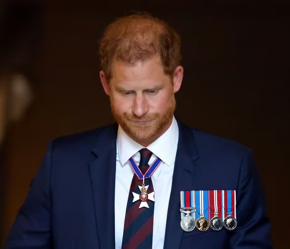 Royal Family LIVE: Prince Harry 'could make move that would end' Royal relationship