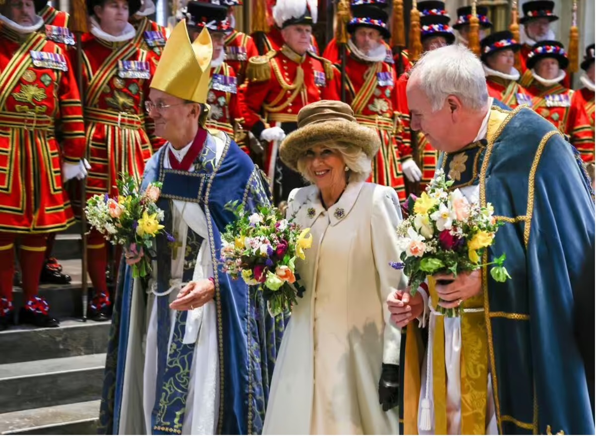 Queen Camilla wears beautiful £40k brooch that carries a 'deeper' hidden message