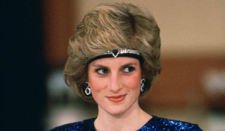 The True Story Behind One Of Princess Diana's Most Bizarre Looks